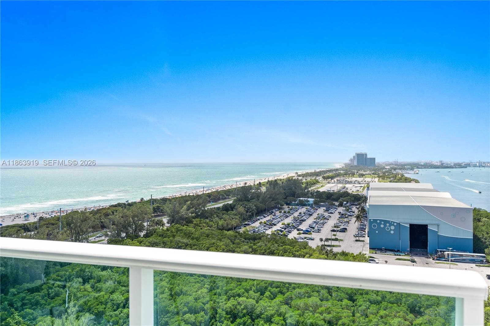 100 Bayview Dr # 1924, Sunny Isles Beach FL 33160 — 25