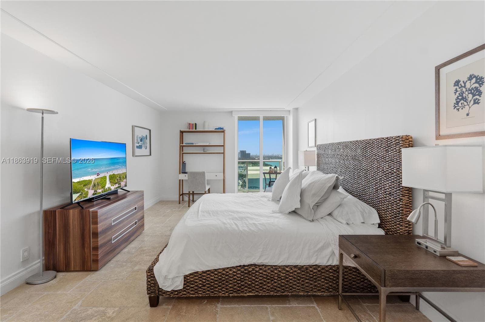100 Bayview Dr # 1924, Sunny Isles Beach FL 33160 — 21
