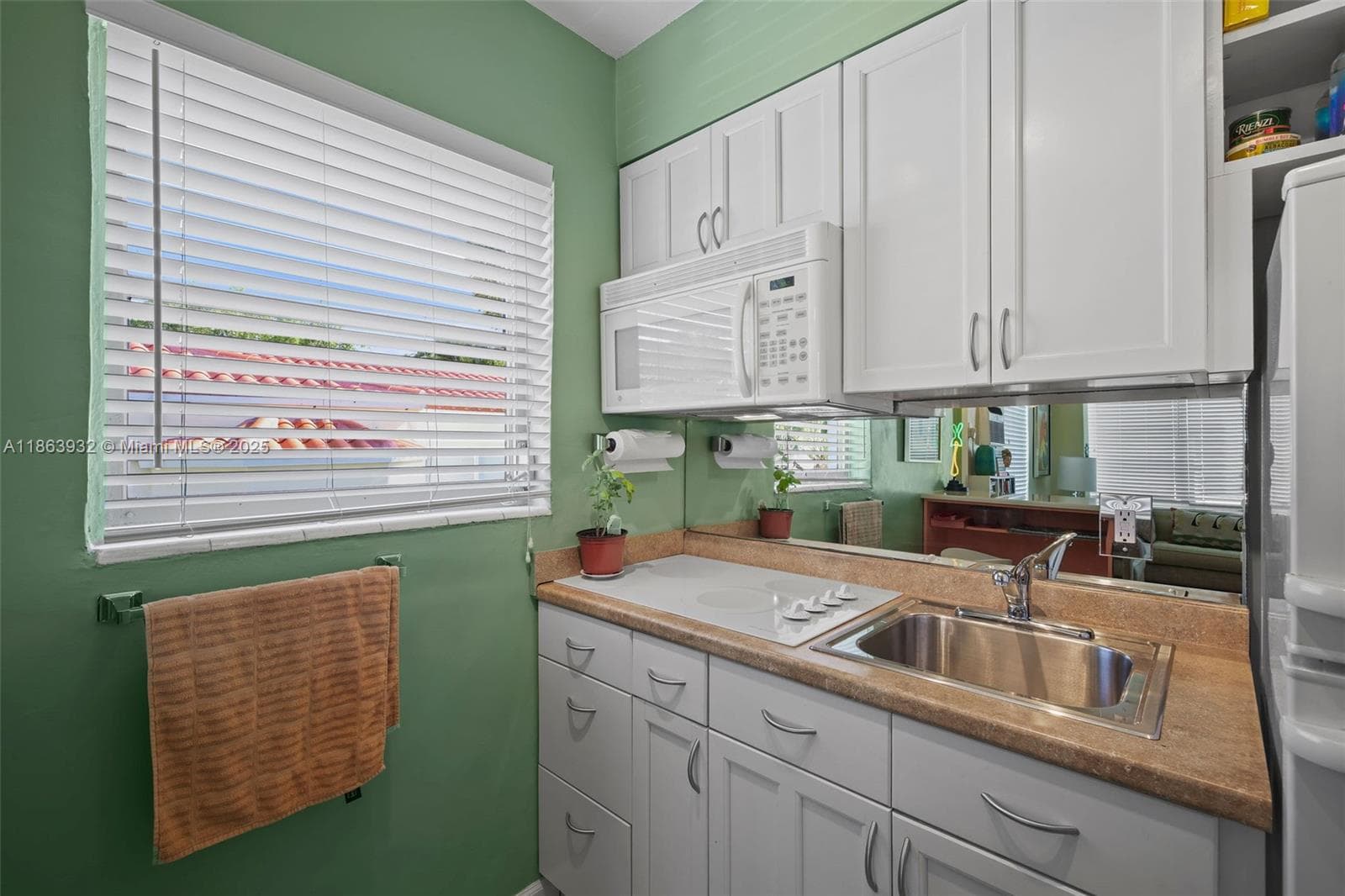 1525 Meridian Ave # 202, Miami Beach FL 33139 — 10