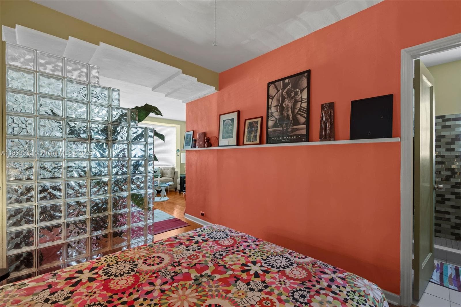 1525 Meridian Ave # 202, Miami Beach FL 33139 — 15