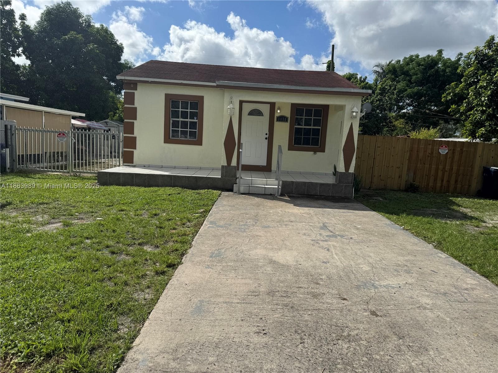 1178 NW 105th Ter, Miami FL 33150 — 1