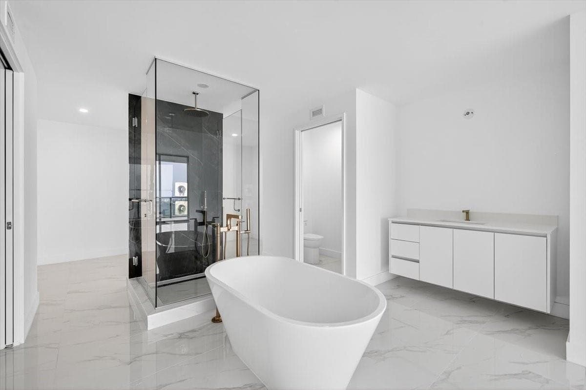 700 NE 24th Street # 5202, Miami FL 33137 — 6