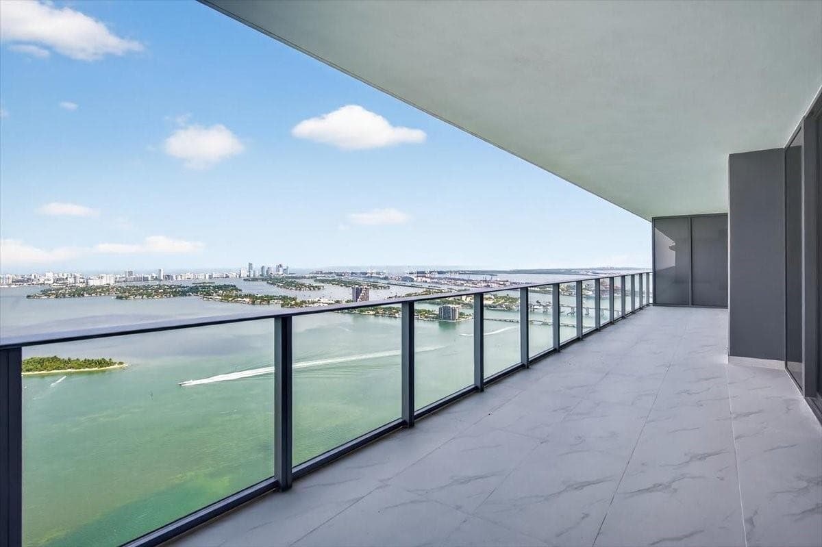 700 NE 24th Street # 5202, Miami FL 33137 — 21