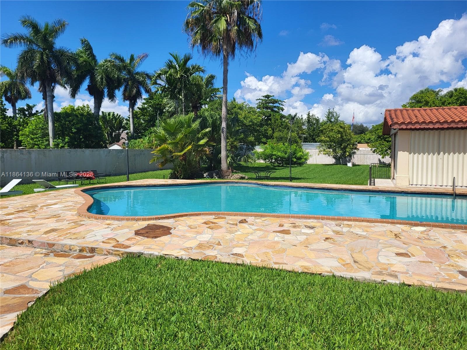 2930 SW 129 Ave, Miami FL 33175 — 63