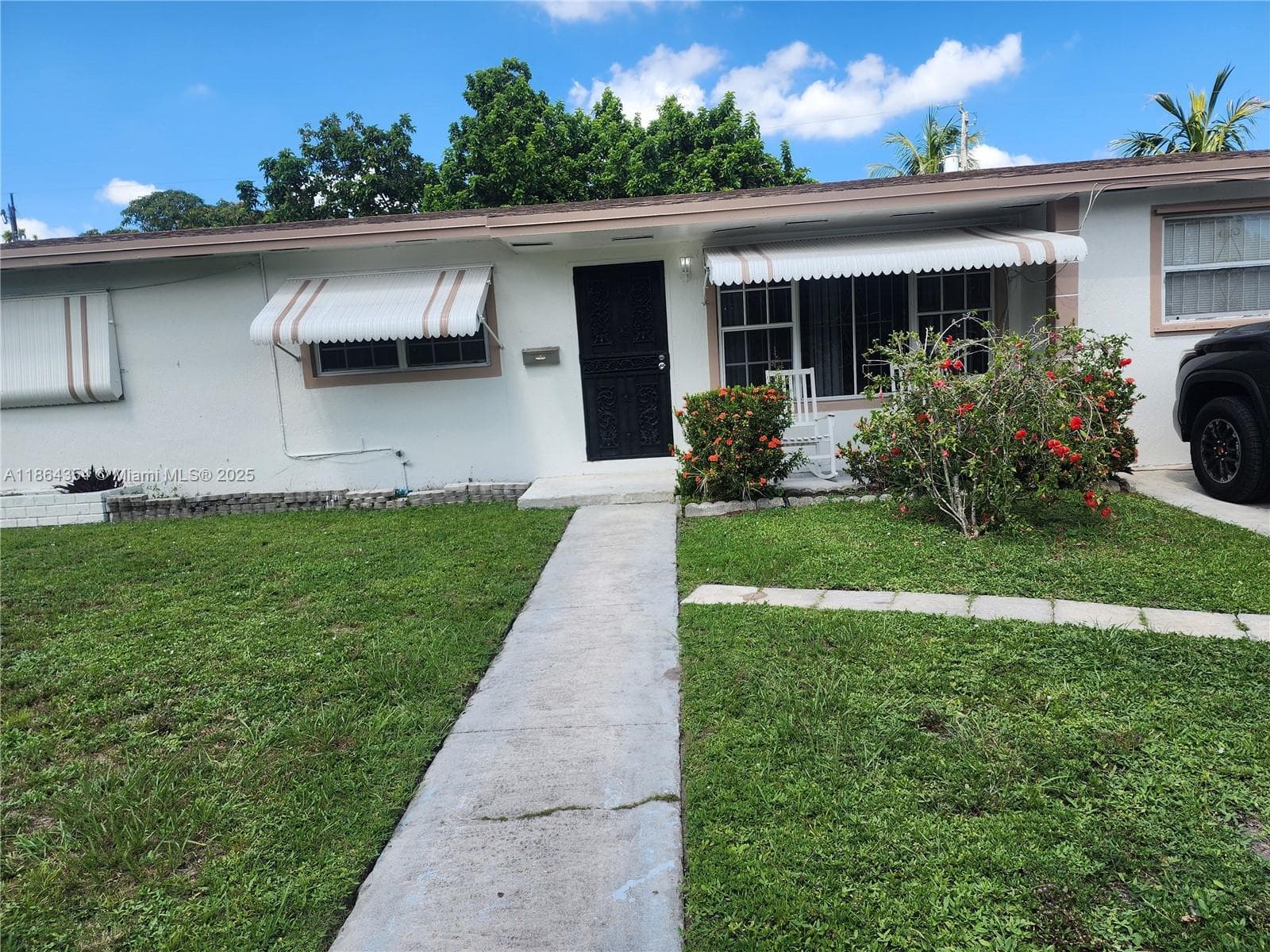 17200 NW 11th Ave, Miami Gardens FL 33169 — 2
