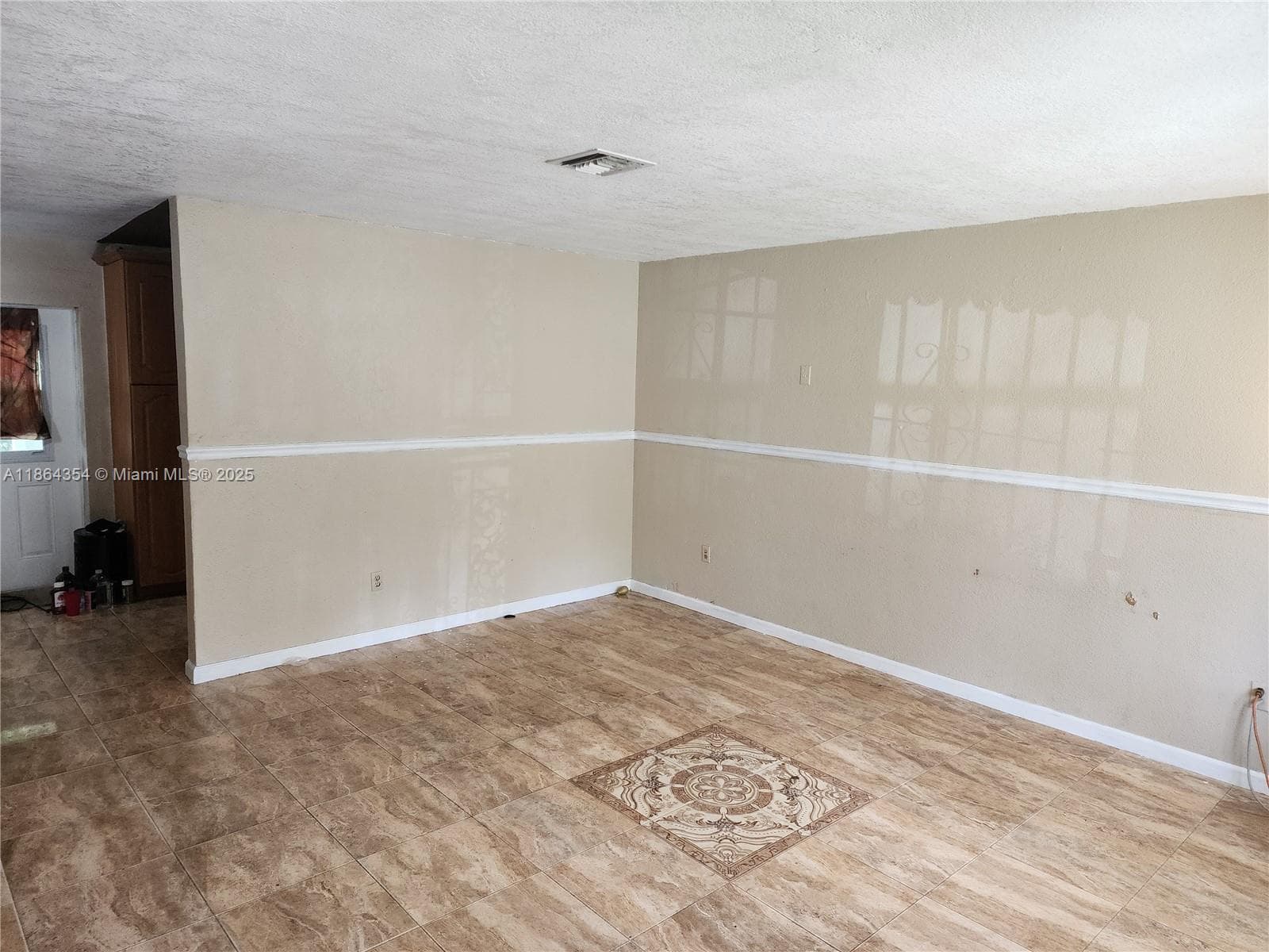 17200 NW 11th Ave, Miami Gardens FL 33169 — 7