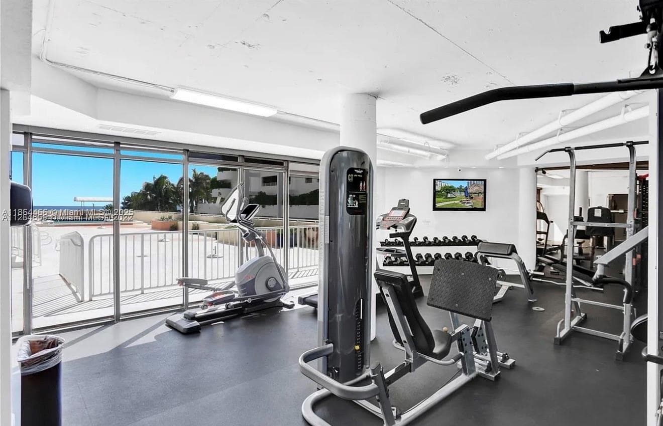 6423 E Collins Ave # 206, Miami Beach FL 33141 — 20