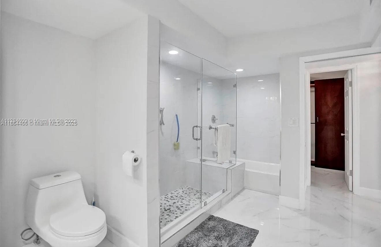 6423 E Collins Ave # 206, Miami Beach FL 33141 — 15