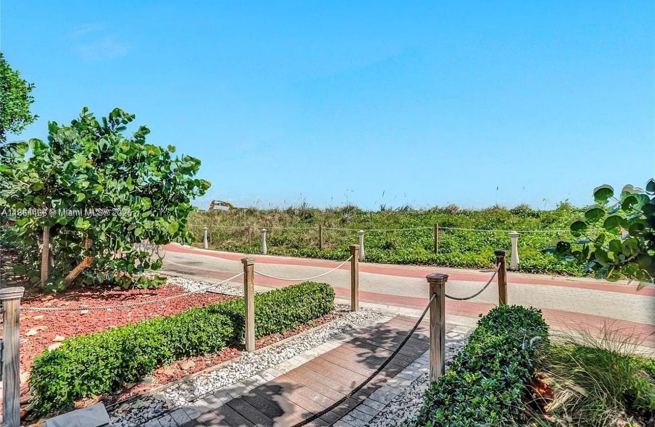 6423 E Collins Ave # 206, Miami Beach FL 33141 — 4