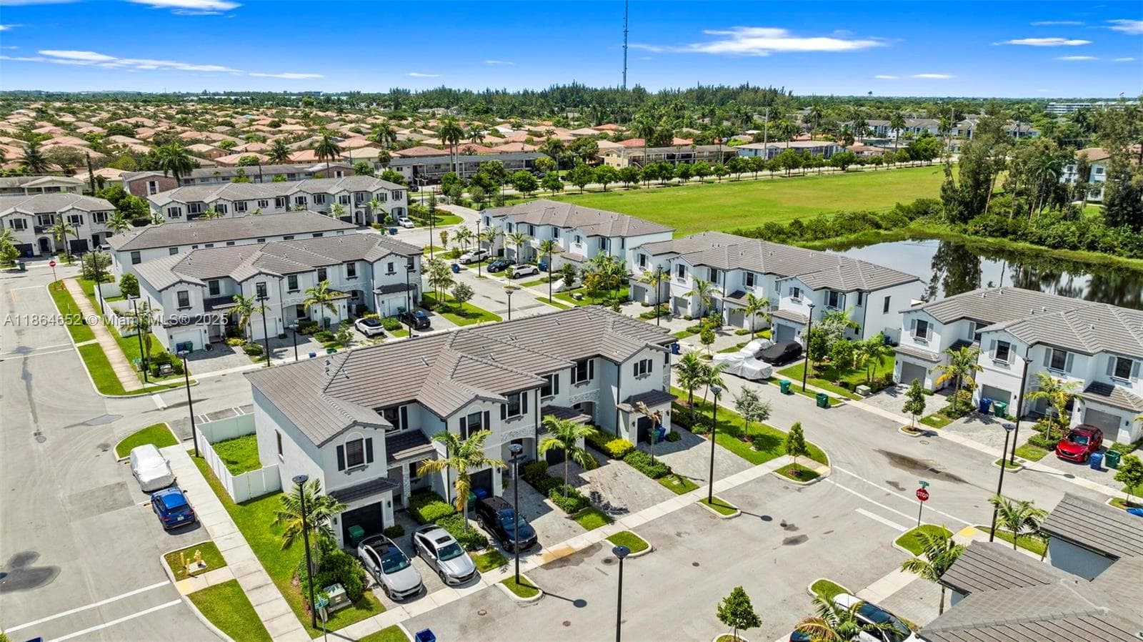 20380 NW 5th Ct, Miami Gardens FL 33169 — 42