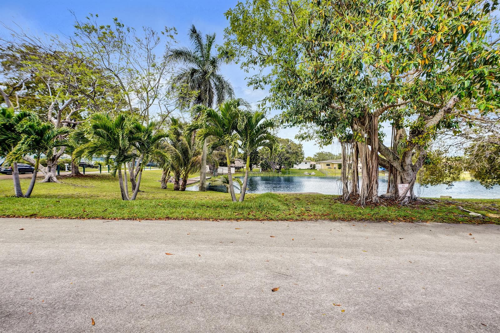 1070 NW 149th Street, Miami FL 33168 — 23