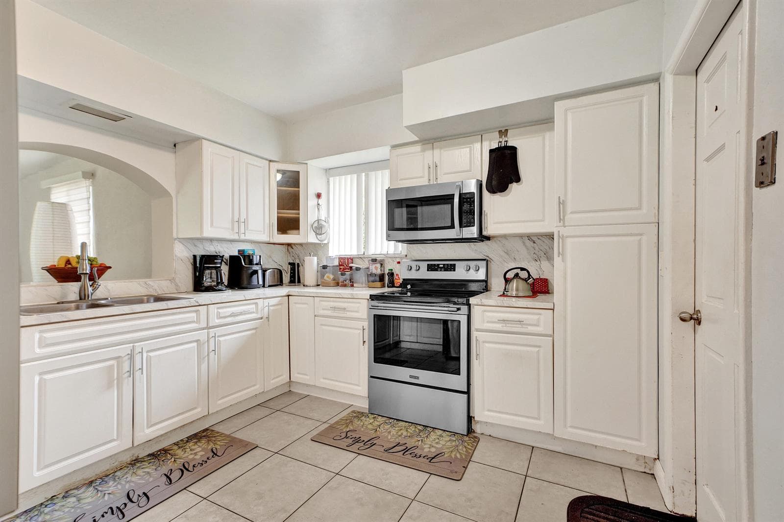 1070 NW 149th Street, Miami FL 33168 — 11