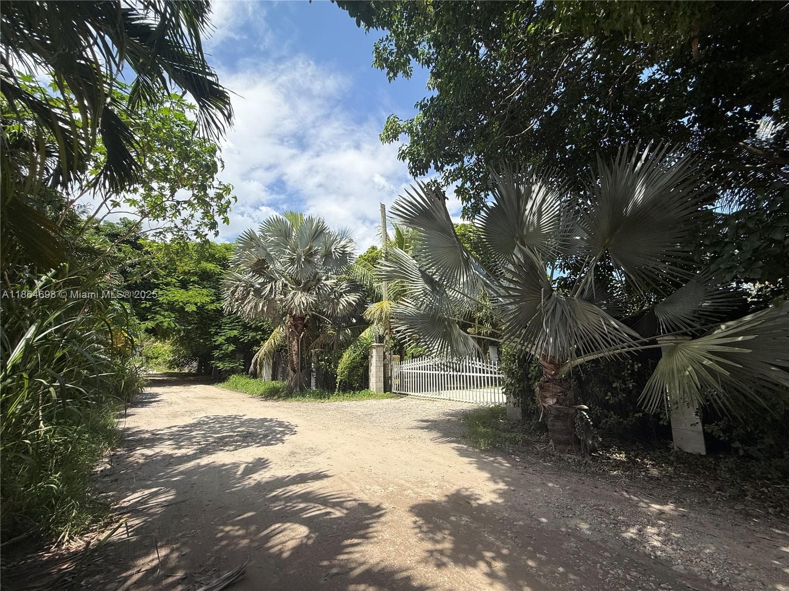 15765 SW 206th Ave, Miami FL 33187 — 42