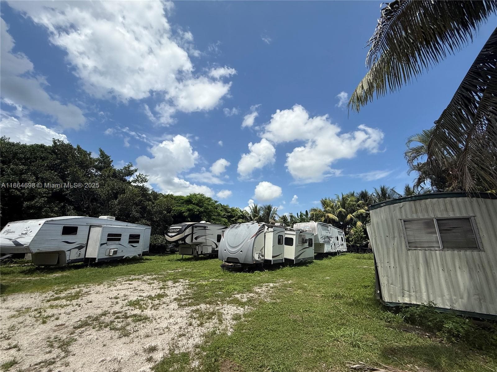 15765 SW 206th Ave, Miami FL 33187 — 17