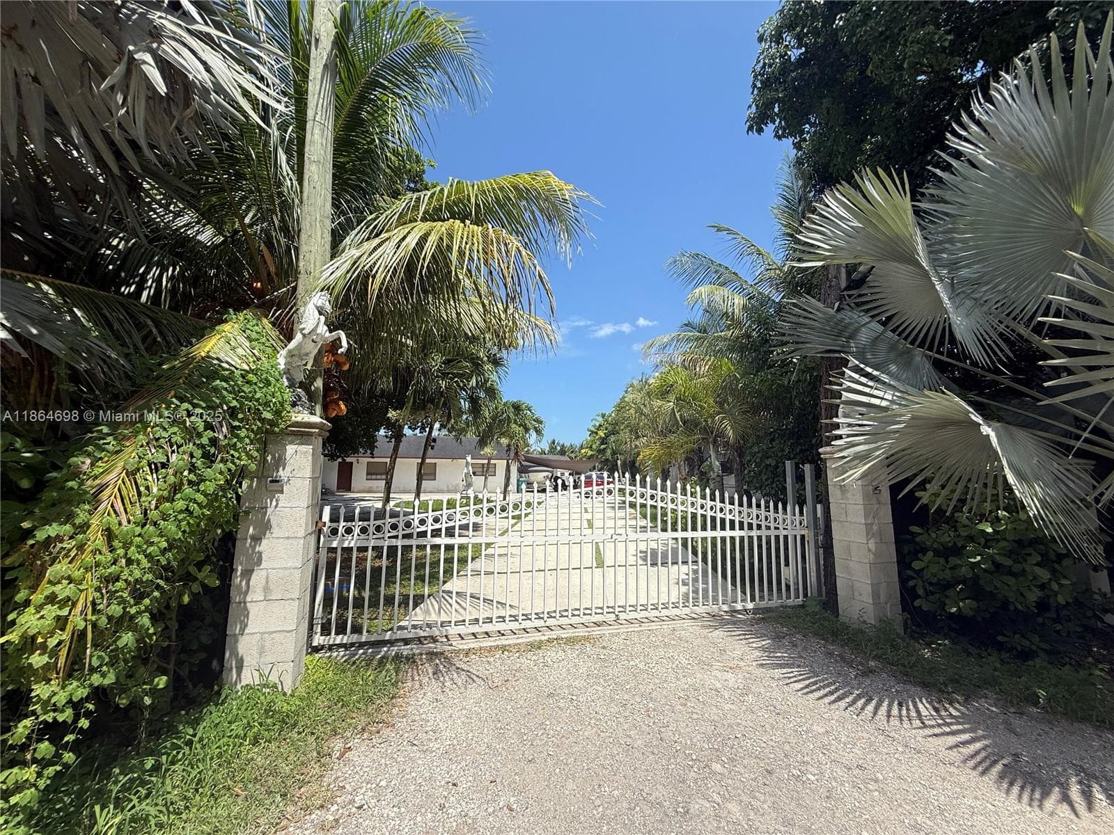 15765 SW 206th Ave, Miami FL 33187 — 9