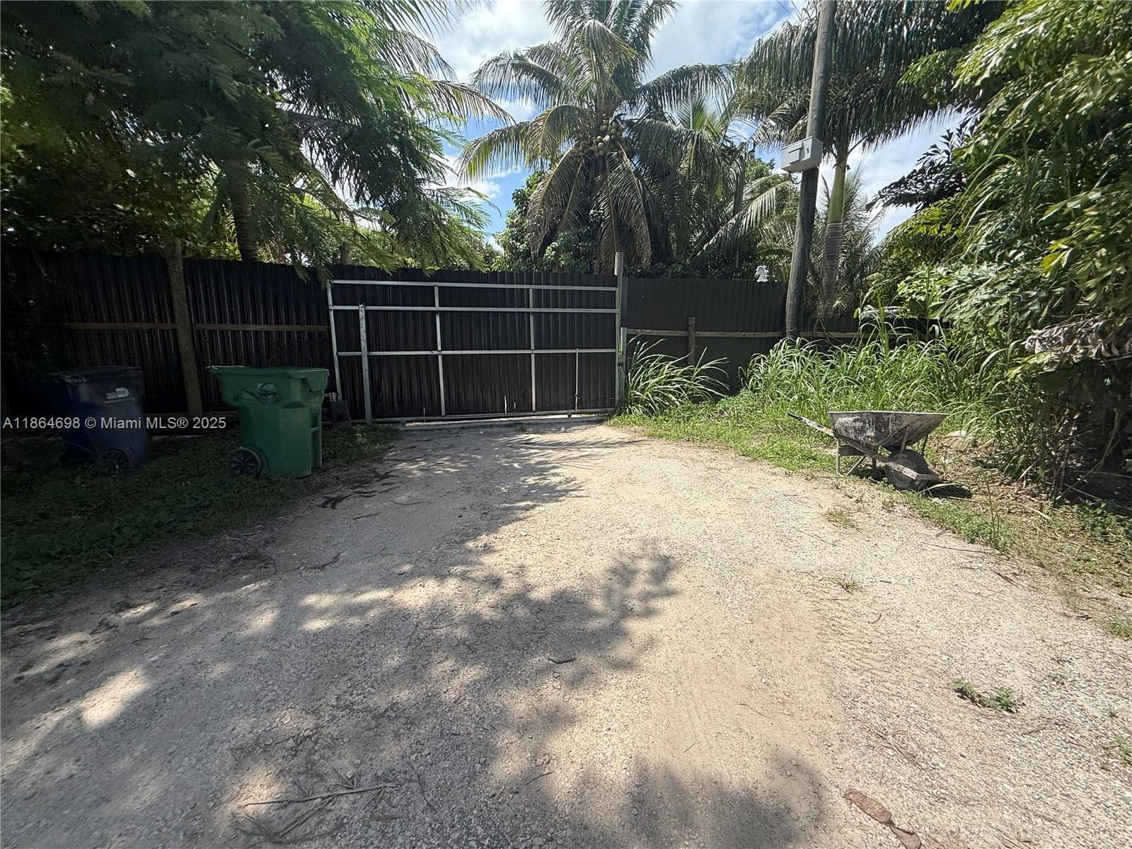 15765 SW 206th Ave, Miami FL 33187 — 38
