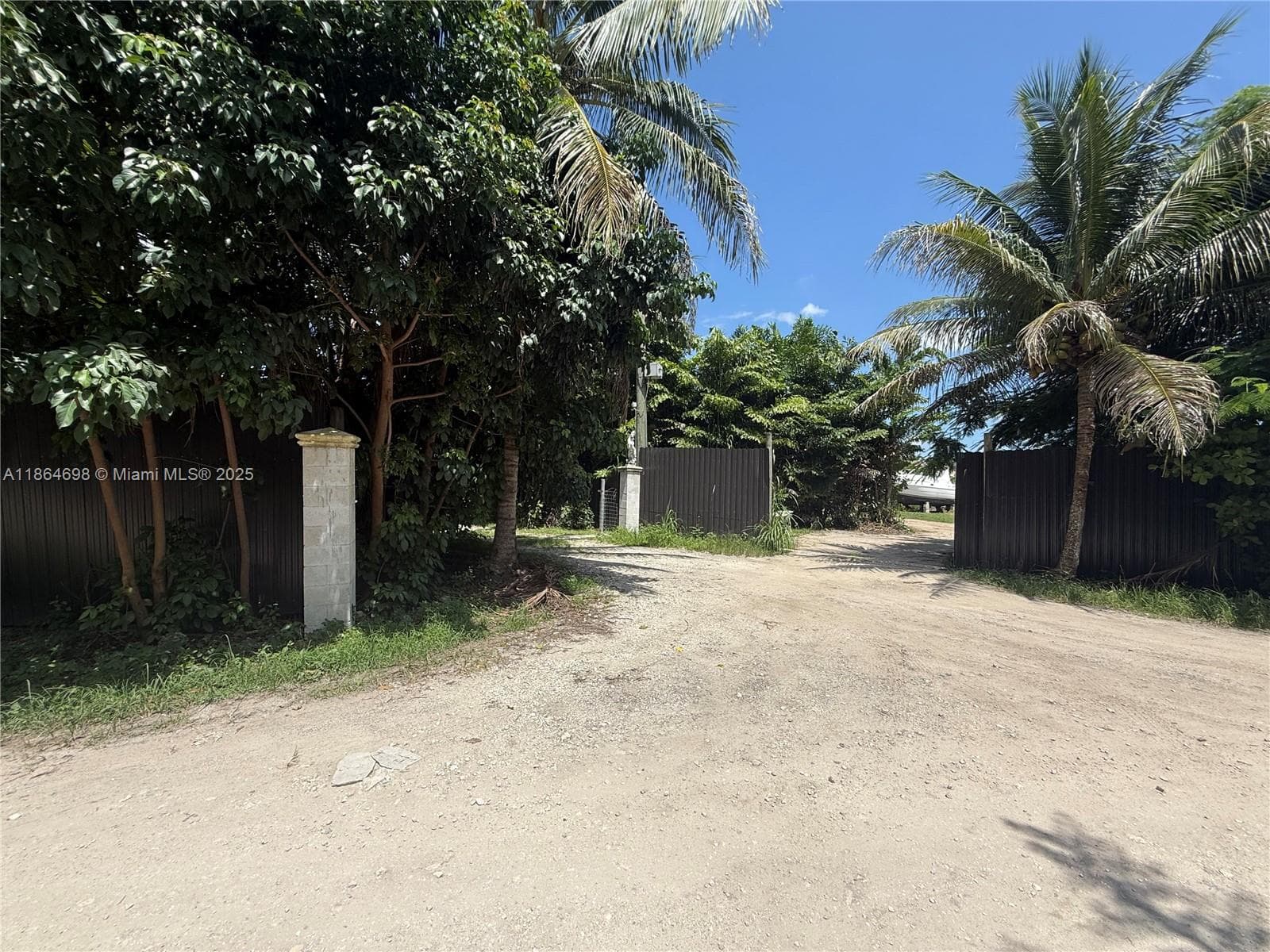 15765 SW 206th Ave, Miami FL 33187 — 41