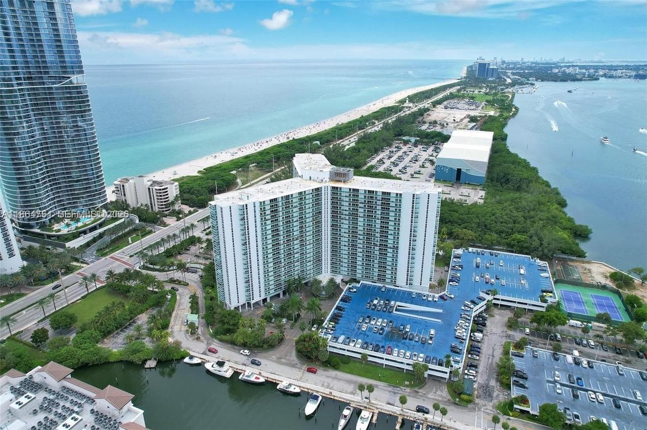 100 Bayview Dr # 1906, Sunny Isles Beach FL 33160 — 24