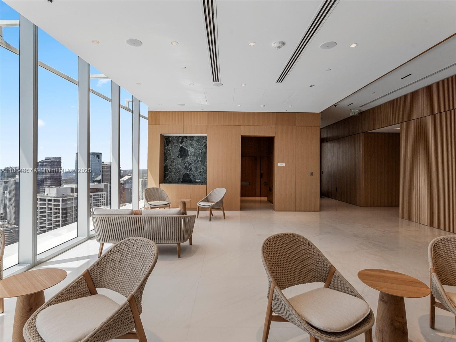 300 Biscayne Blvd Way # 2505, Miami FL 33131 — 72