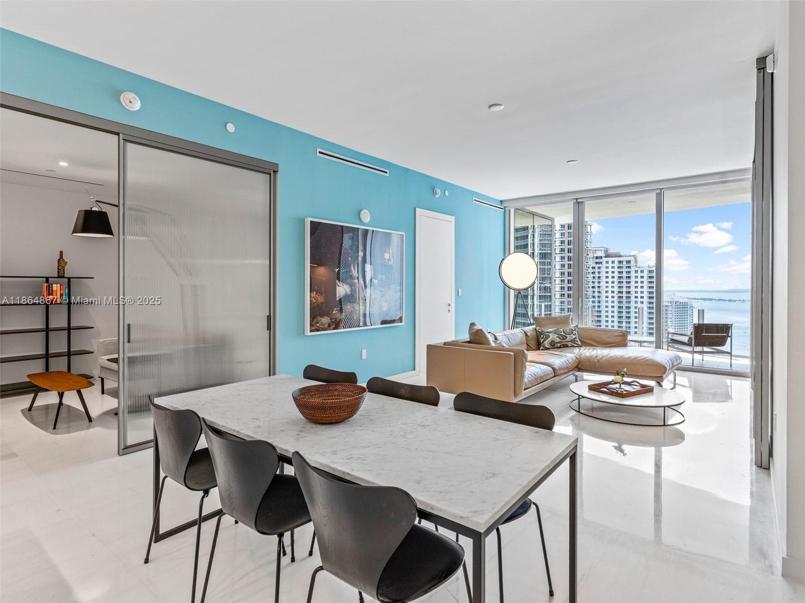 300 Biscayne Blvd Way # 2505, Miami FL 33131 — 2
