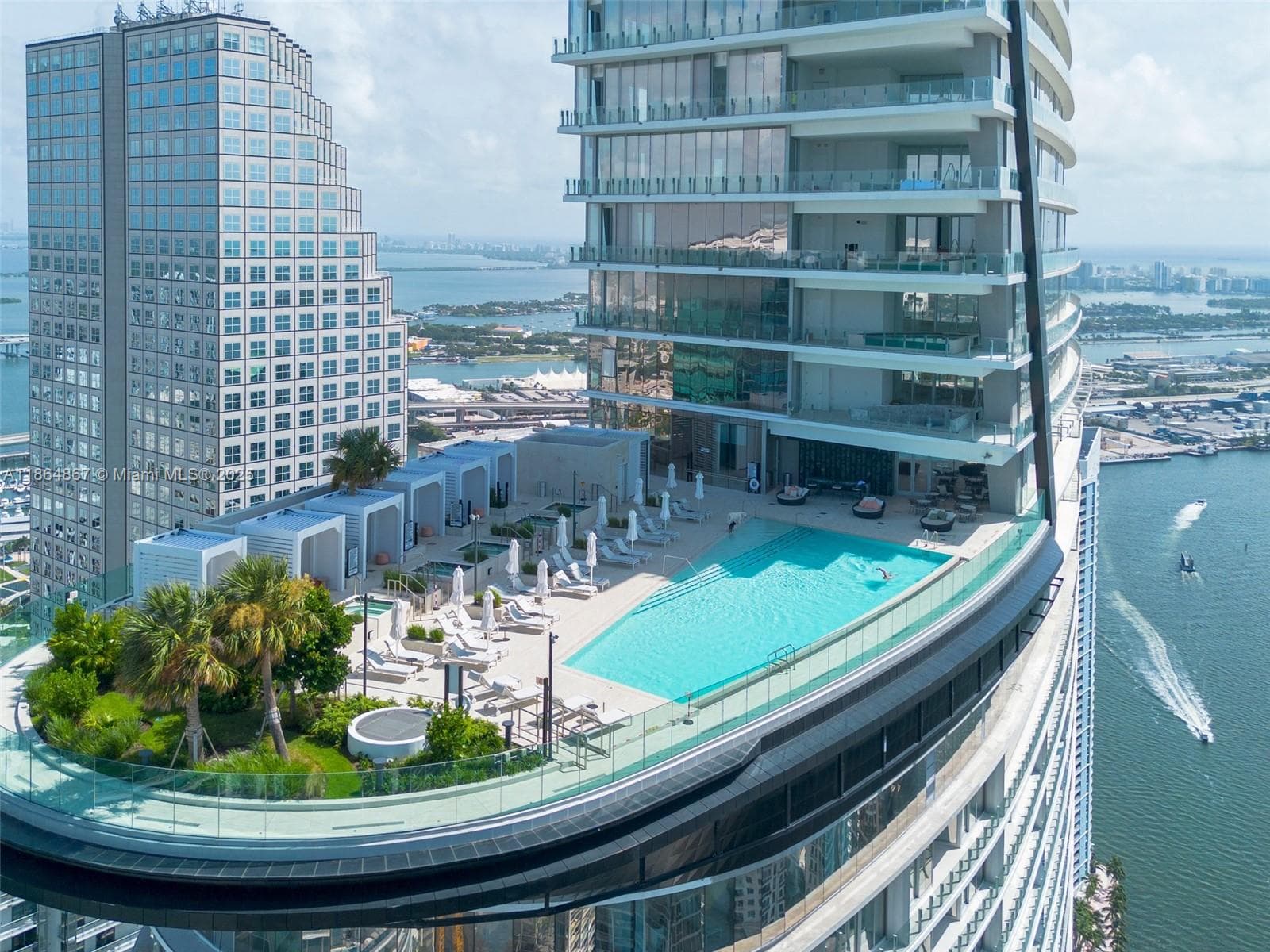 300 Biscayne Blvd Way # 2505, Miami FL 33131 — 53