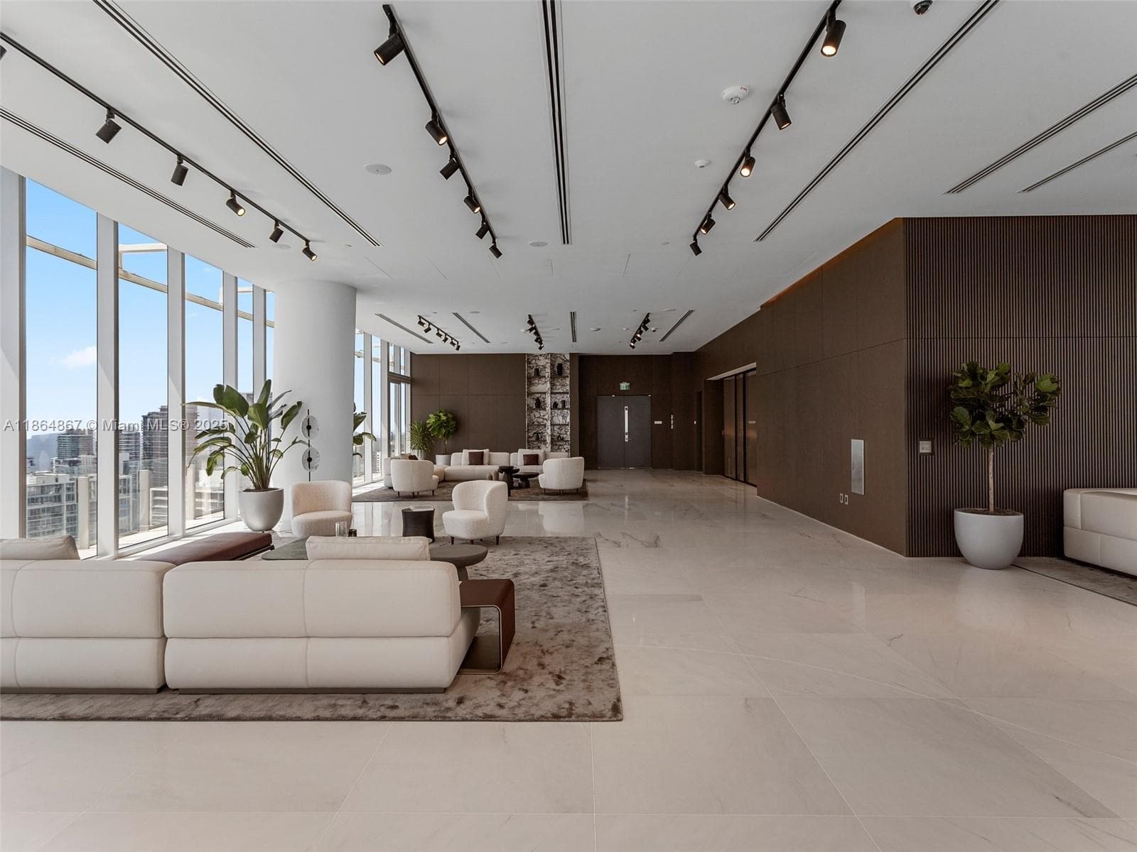 300 Biscayne Blvd Way # 2505, Miami FL 33131 — 71