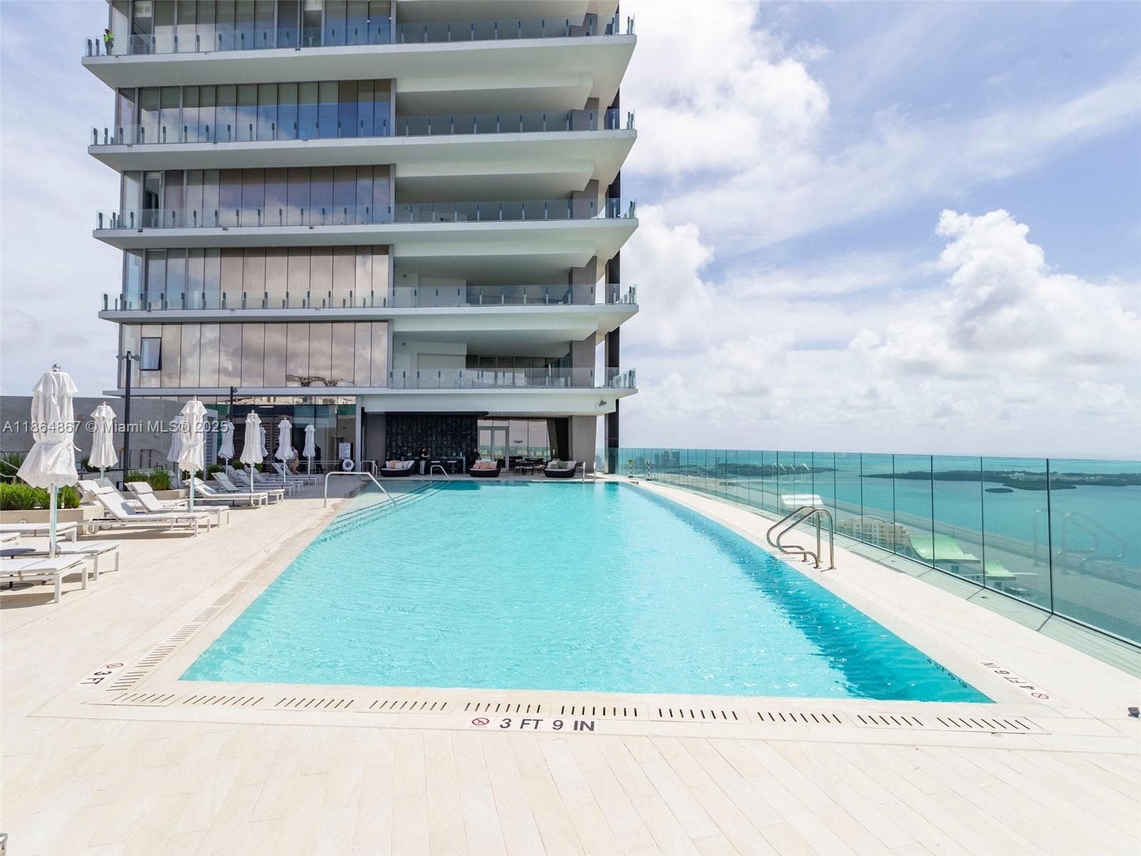 300 Biscayne Blvd Way # 2505, Miami FL 33131 — 75