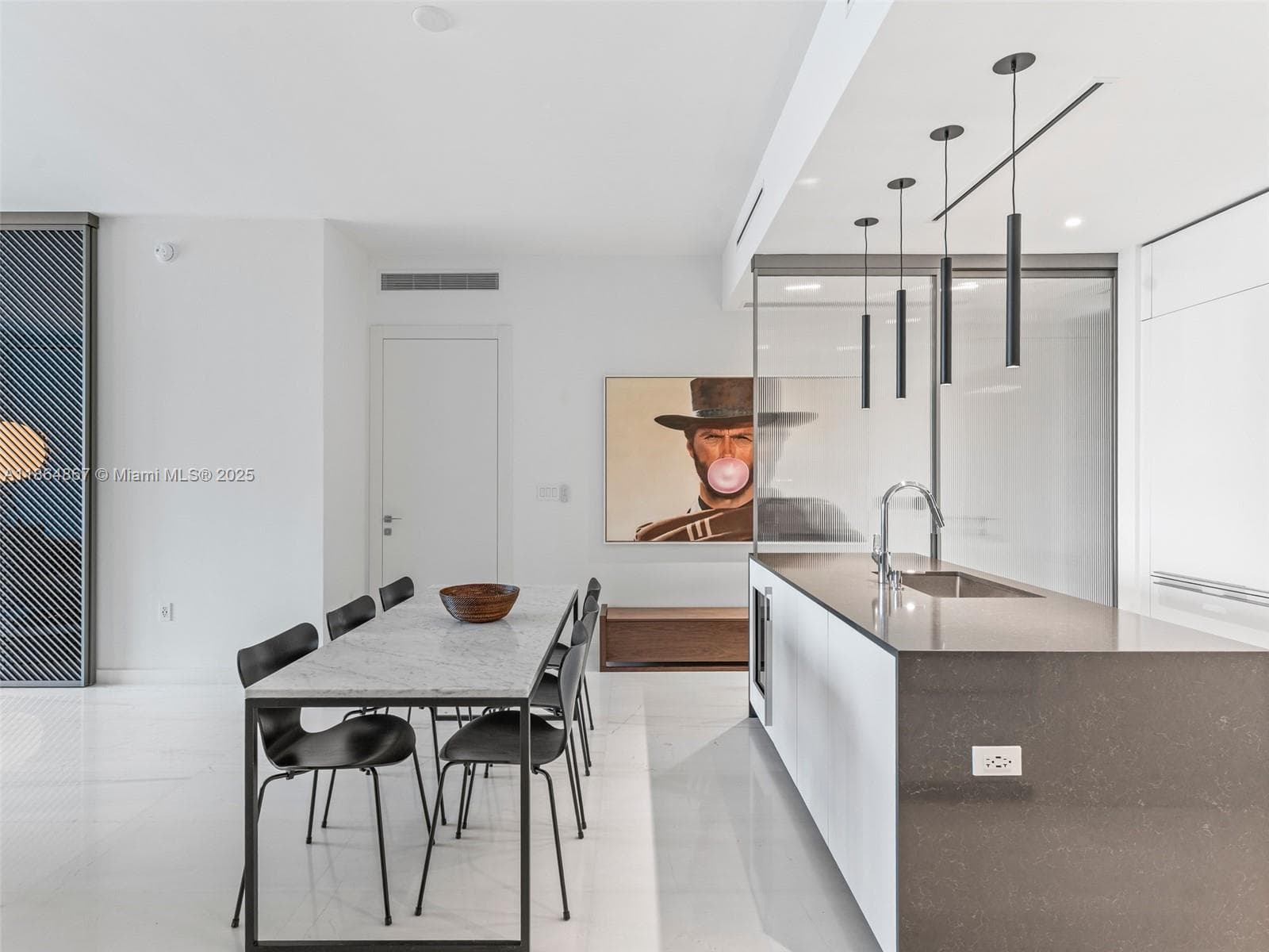 300 Biscayne Blvd Way # 2505, Miami FL 33131 — 9