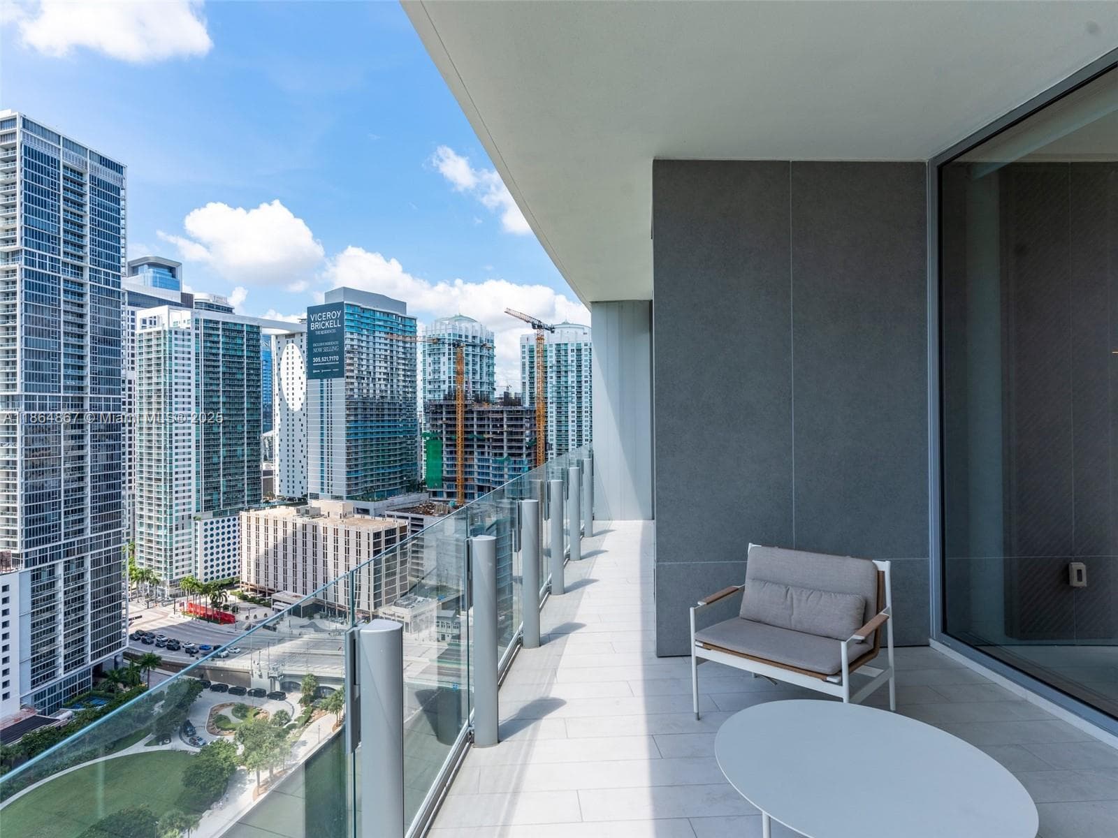 300 Biscayne Blvd Way # 2505, Miami FL 33131 — 41