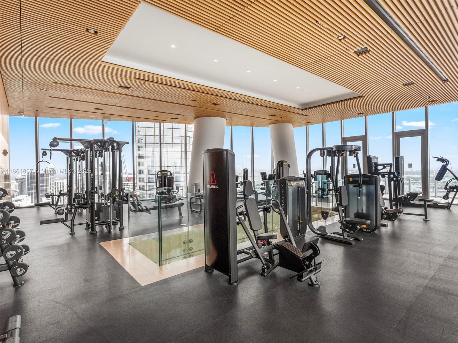 300 Biscayne Blvd Way # 2505, Miami FL 33131 — 64