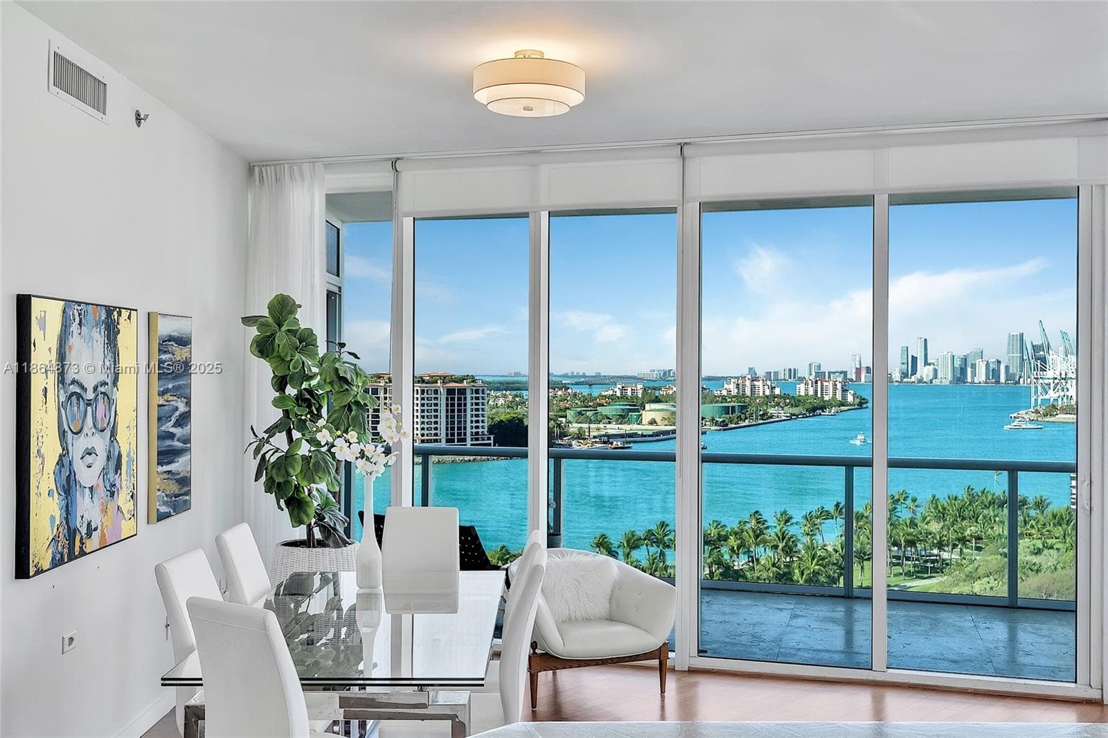 100 S Pointe Dr # 1501, Miami Beach FL 33139 — 1