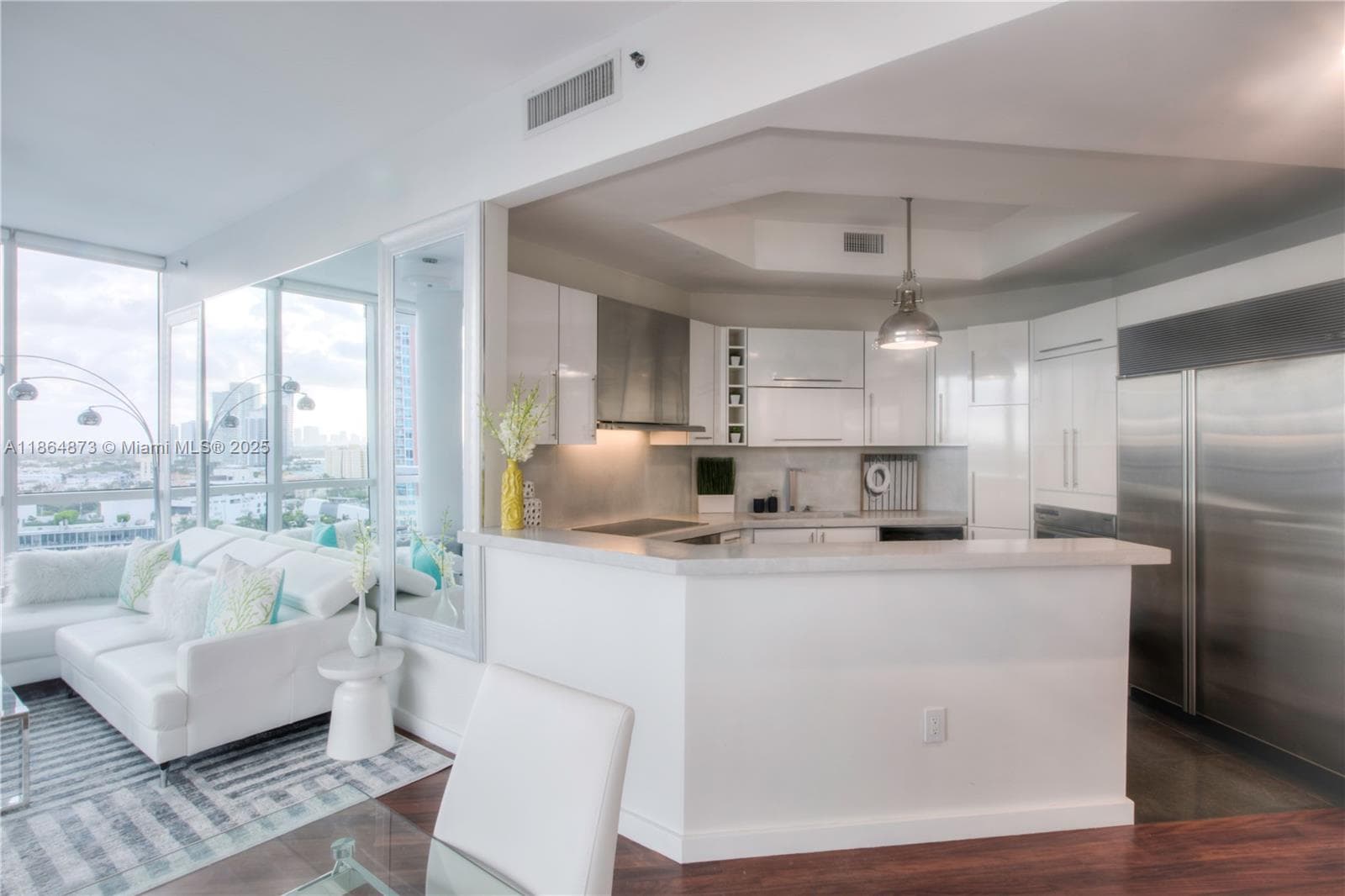 100 S Pointe Dr # 1501, Miami Beach FL 33139 — 5