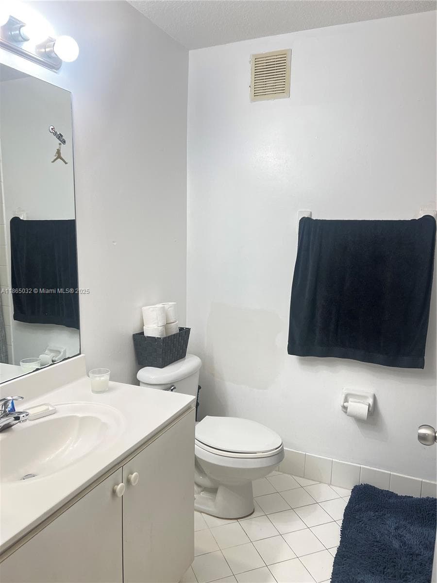 3390 NE 9th St # 201, Homestead FL 33033 — 6