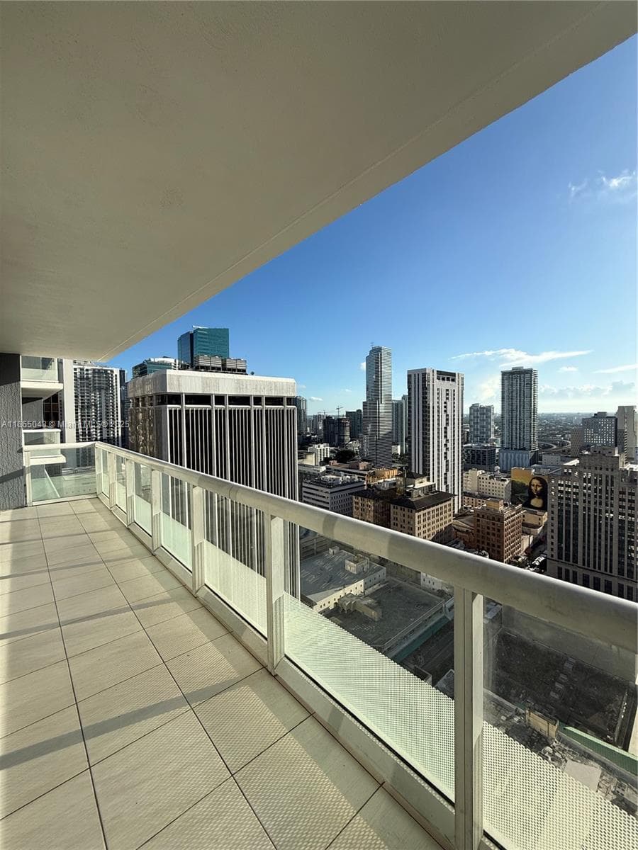 50 Biscayne Blvd # 3405, Miami FL 33132 — 3
