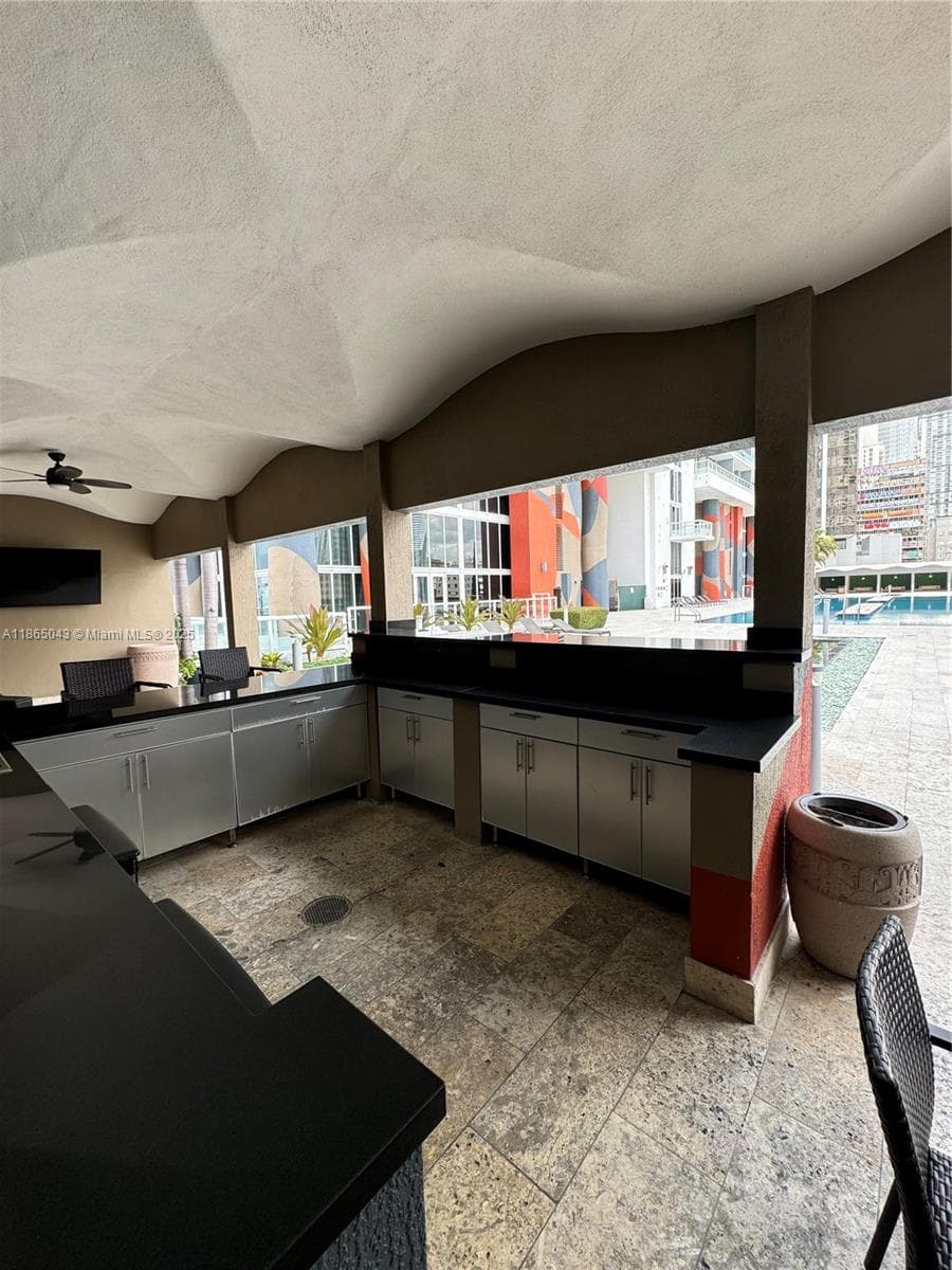 50 Biscayne Blvd # 3405, Miami FL 33132 — 36