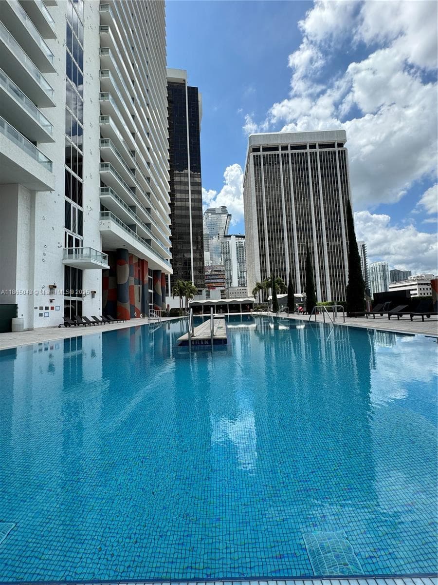 50 Biscayne Blvd # 3405, Miami FL 33132 — 34