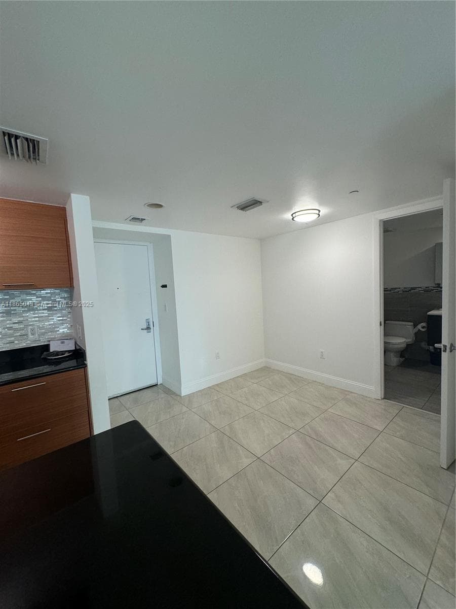 50 Biscayne Blvd # 3405, Miami FL 33132 — 8