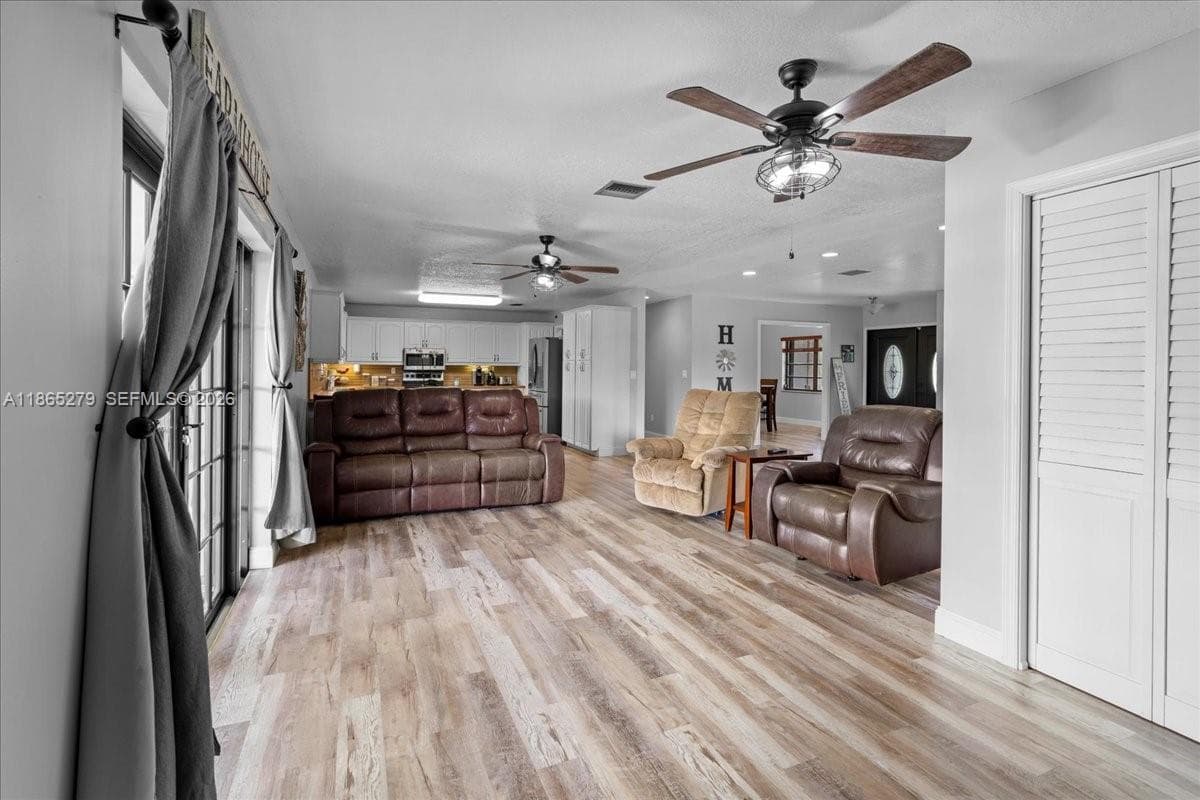 19926 SW 326th St, Homestead FL 33030 — 26