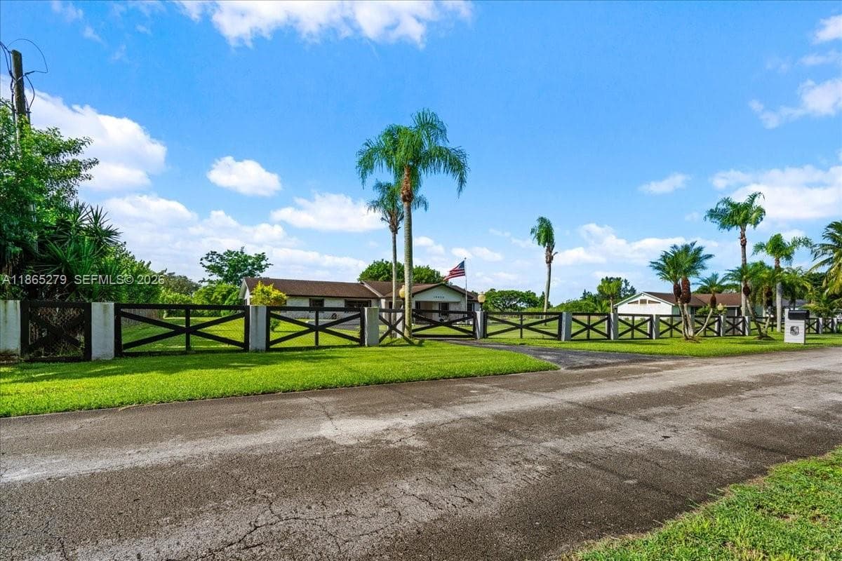 19926 SW 326th St, Homestead FL 33030 — 29