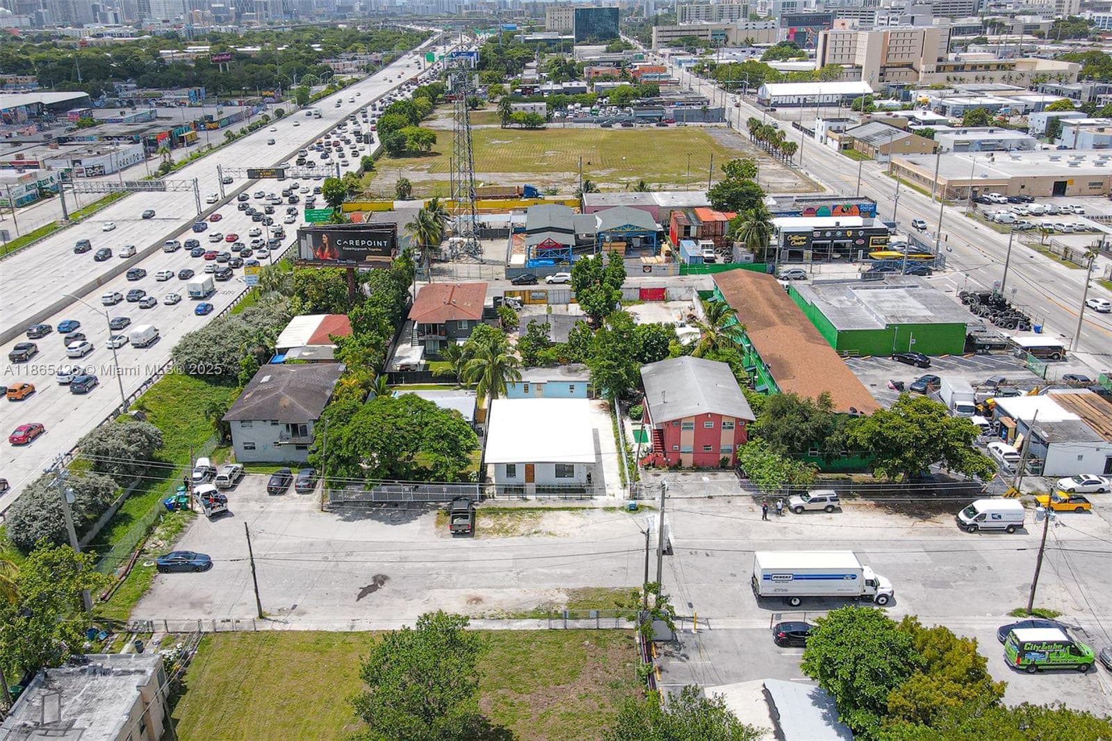 666 NW 28th St, Miami FL 33127 — 2