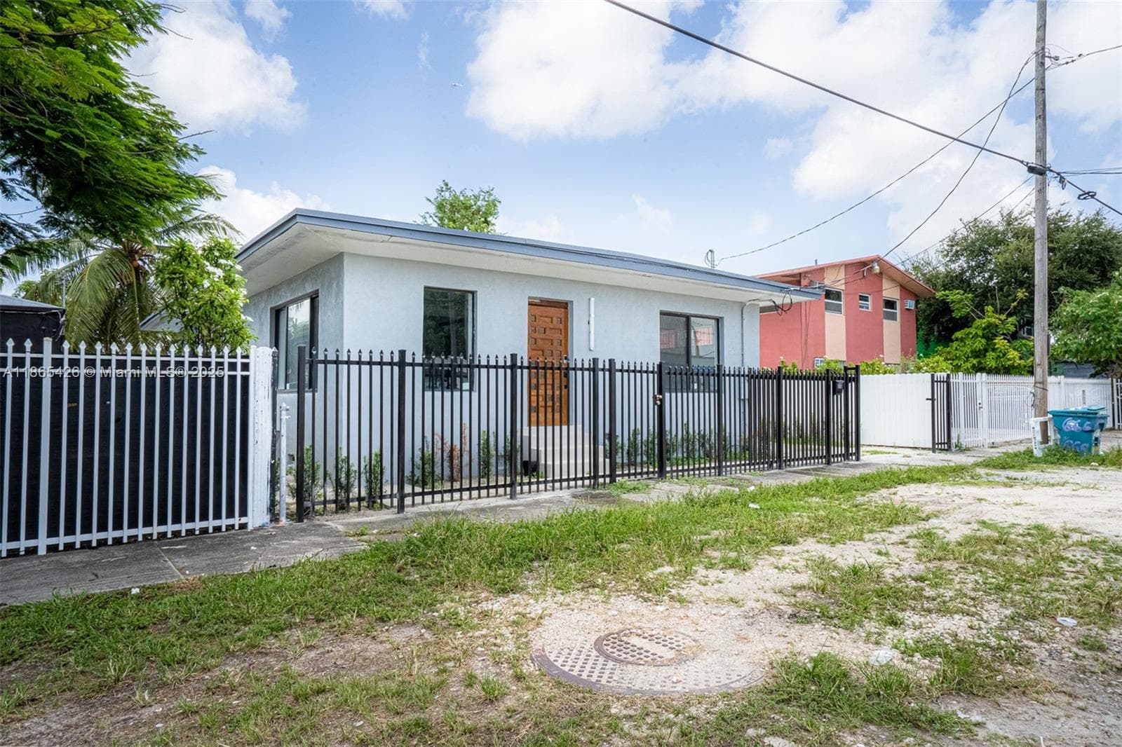 666 NW 28th St, Miami FL 33127 — 3