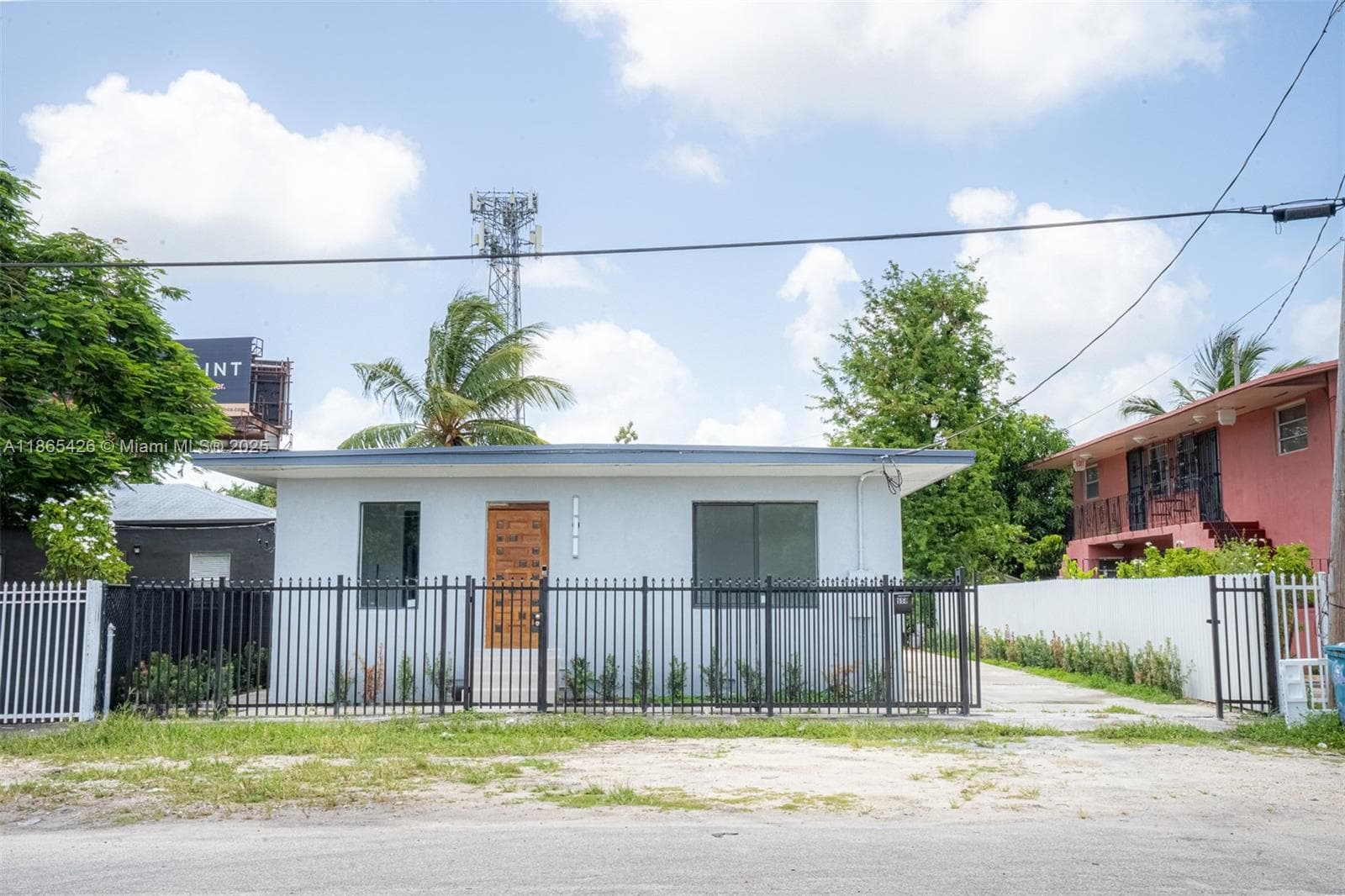 666 NW 28th St, Miami FL 33127 — 5
