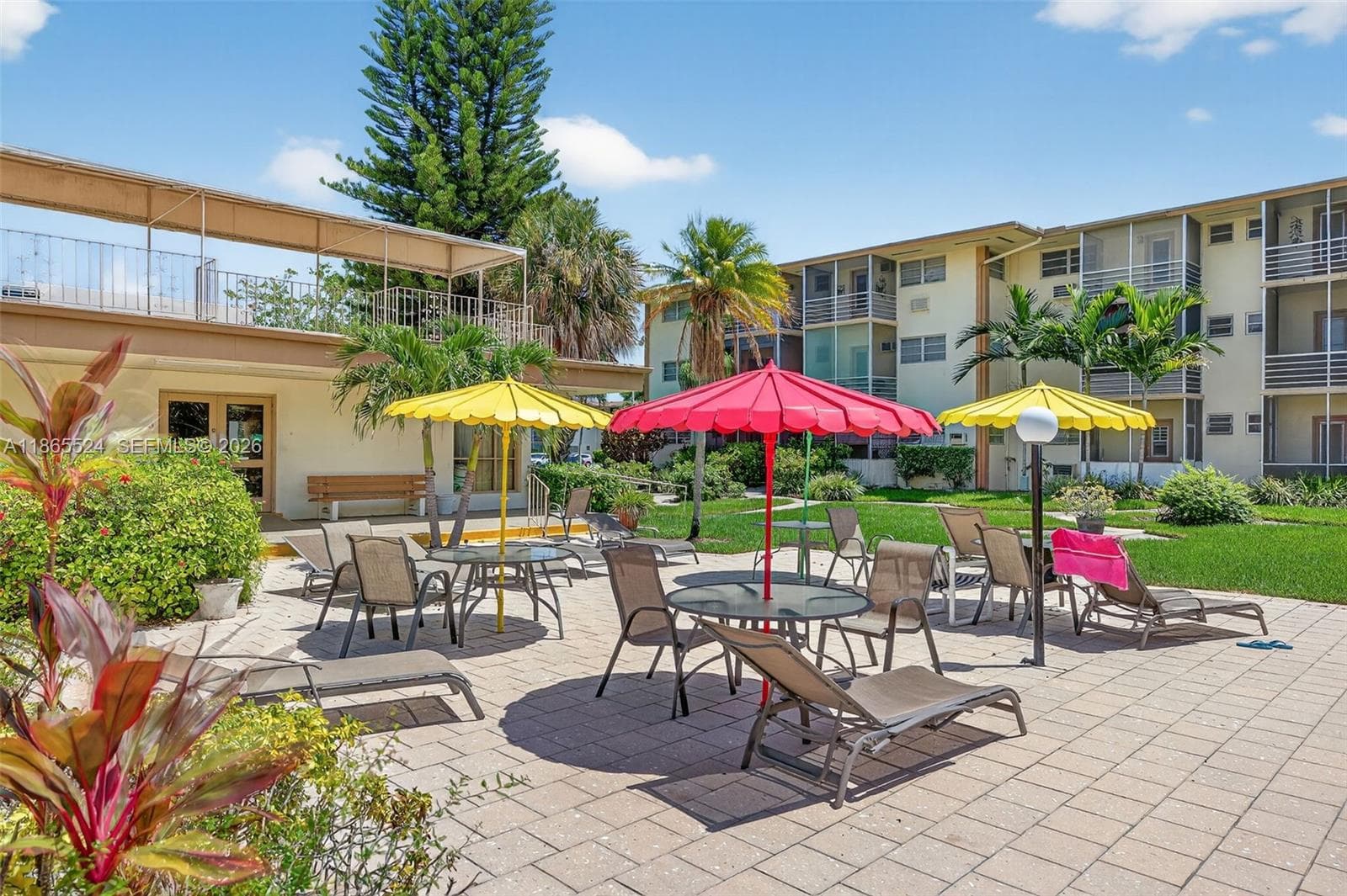 16901 NE 13th Ave # 210, Miami FL 33162 — 27