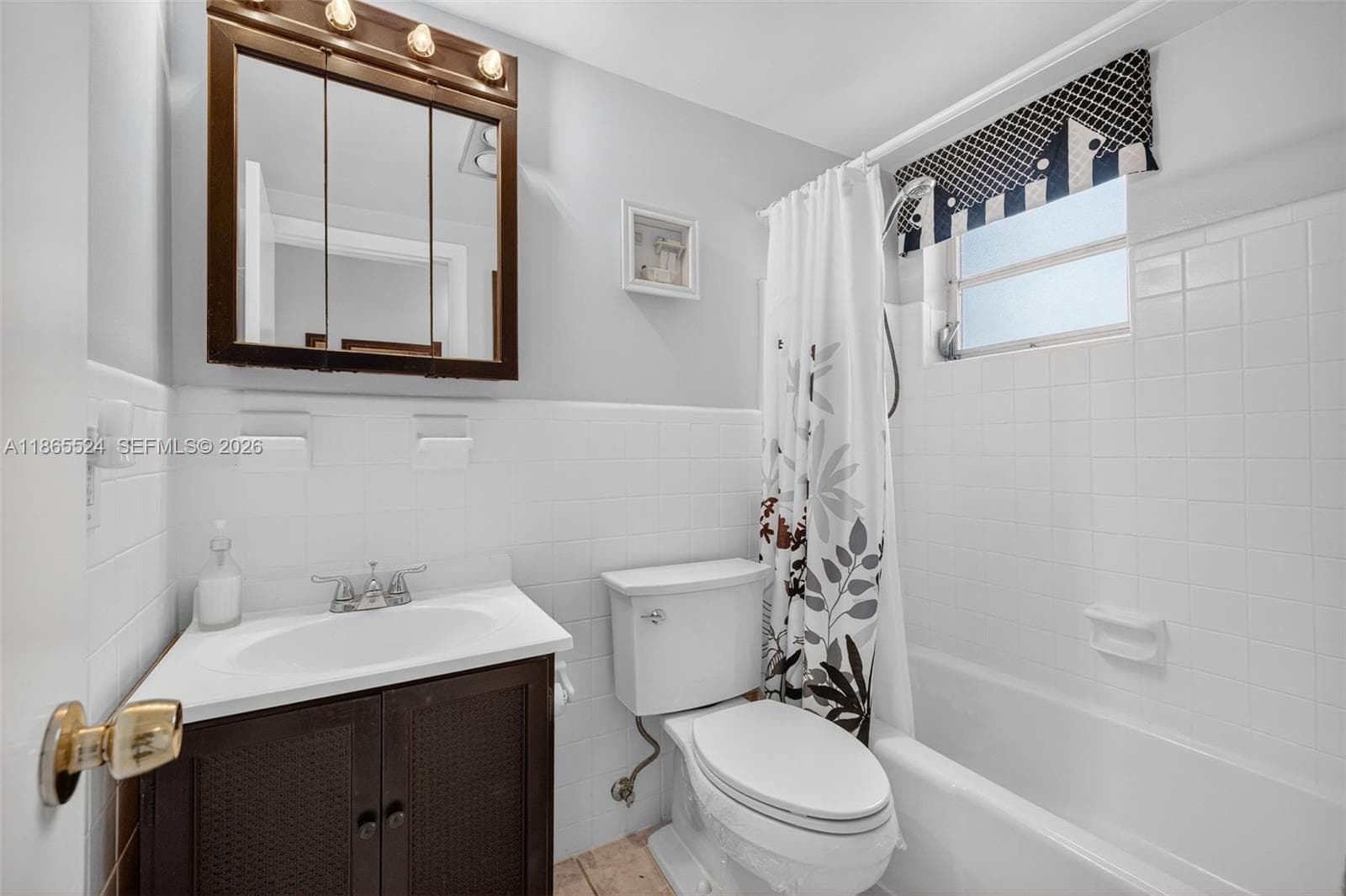16901 NE 13th Ave # 210, Miami FL 33162 — 17