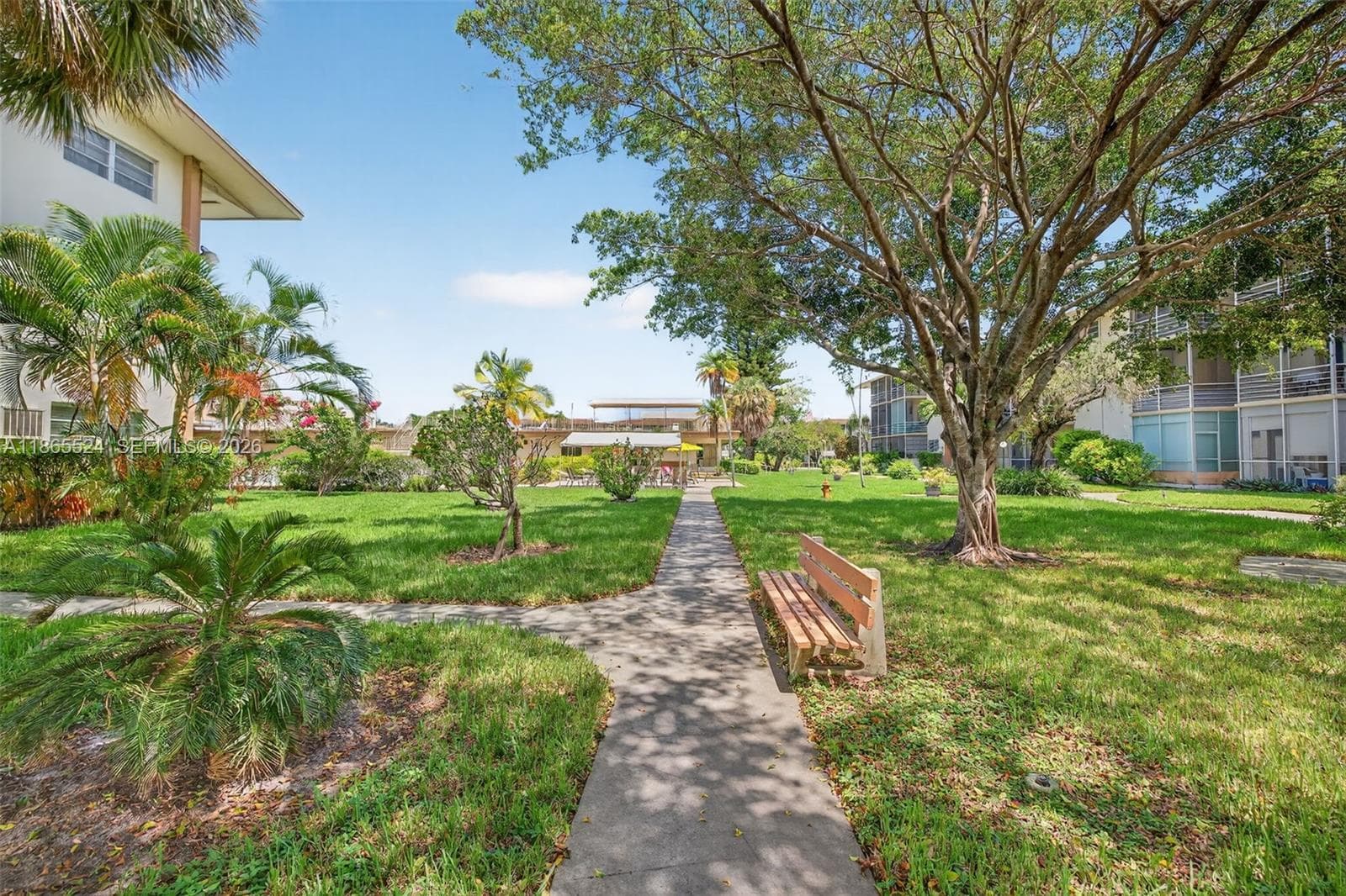 16901 NE 13th Ave # 210, Miami FL 33162 — 24