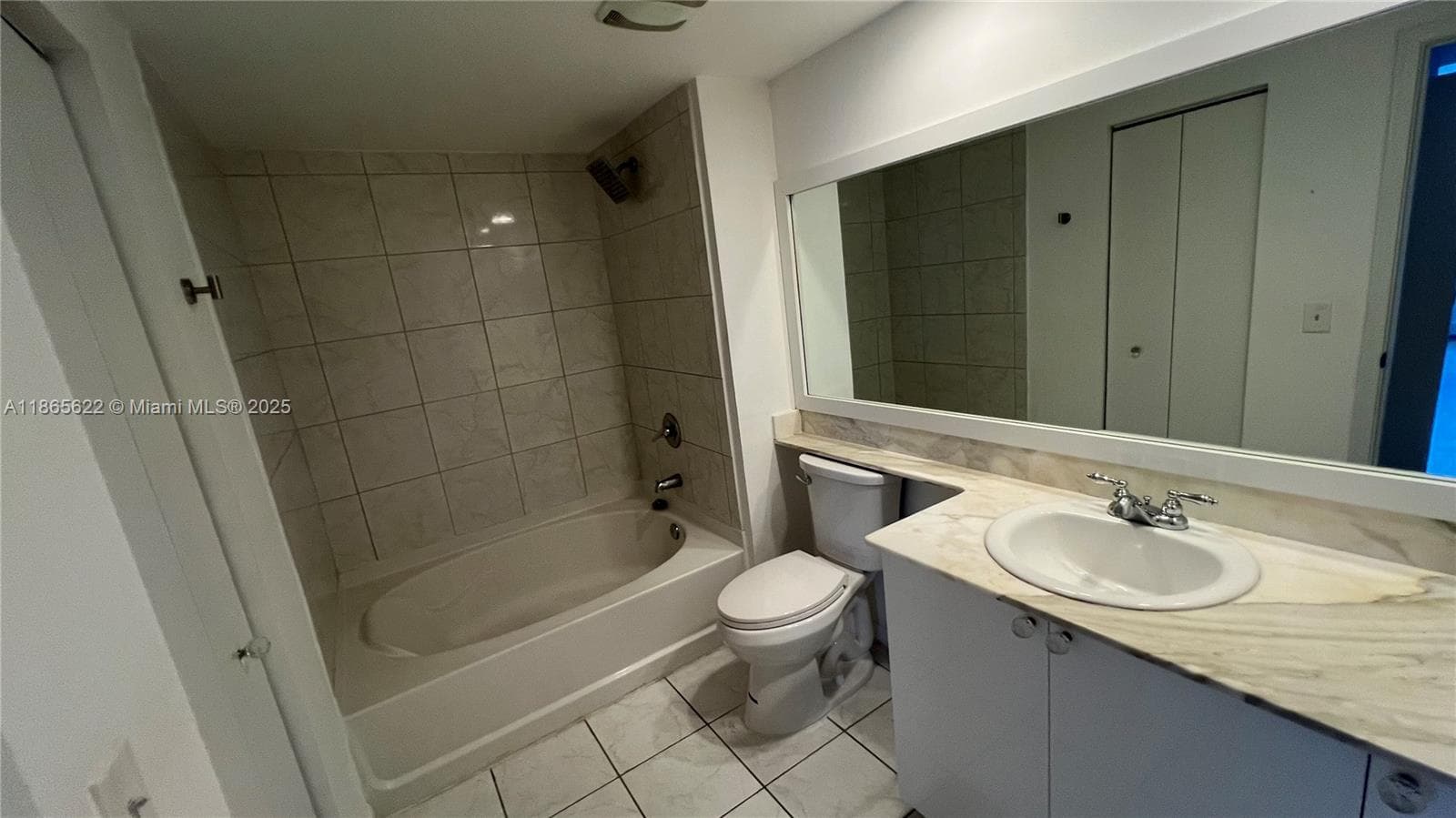 2775 NE 187th # 227, Aventura FL 33180 — 31