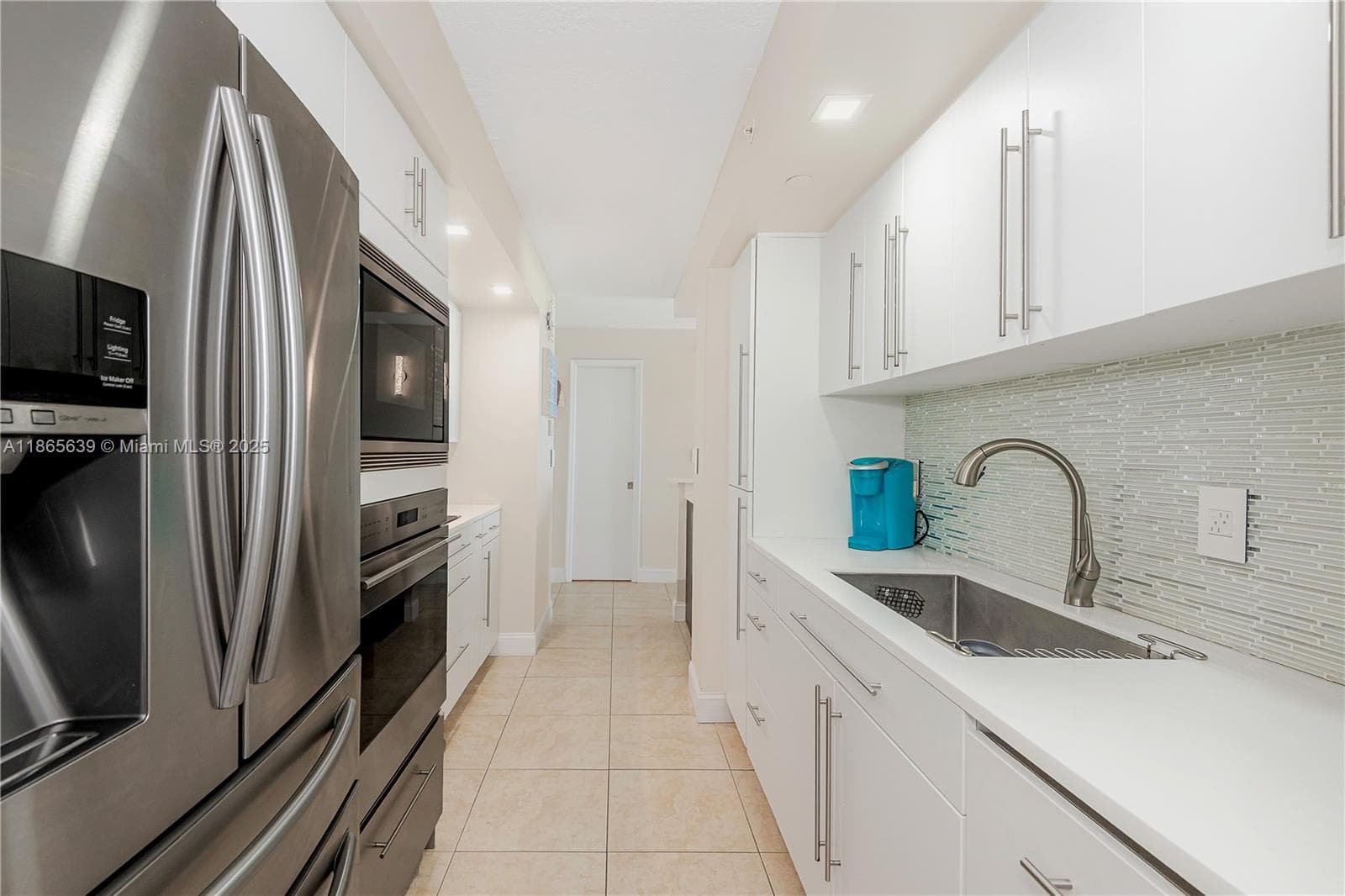 6917 Collins Ave # 511, Miami Beach FL 33141 — 9