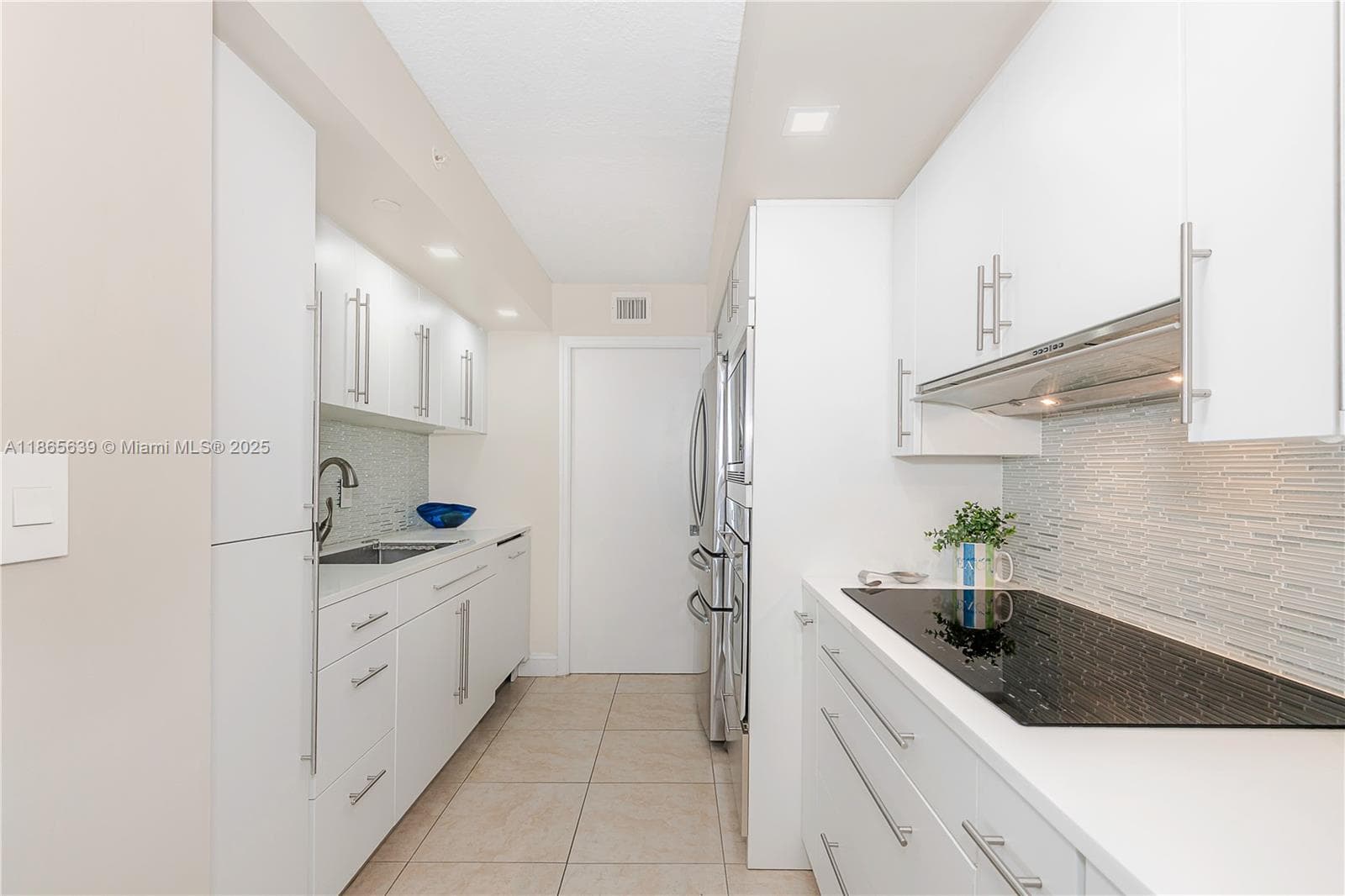 6917 Collins Ave # 511, Miami Beach FL 33141 — 10