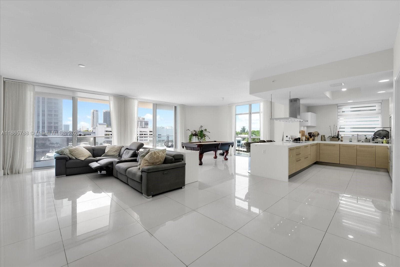 17301 Biscayne Blvd # 401, North Miami Beach FL 33160 — 2