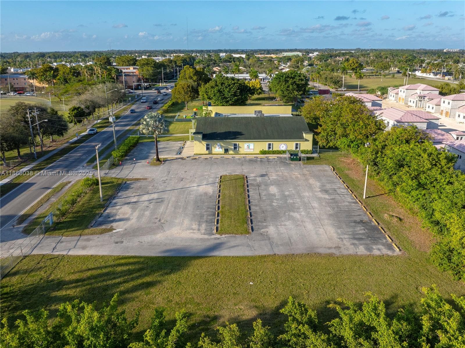 1200 NE 8th St, Homestead FL 33033 — 8